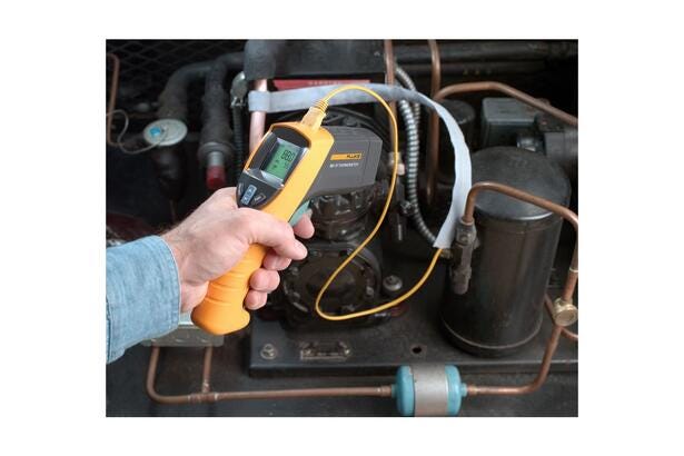 Fluke 561 Infrared and Contact Thermometer Fluke 561 Infrared and Contact Thermometer
