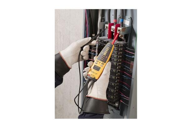 Fluke T+PRO-1AC Electrical Tester and AC Voltage Detector Kit Fluke T+PRO-1AC Electrical Tester and AC Voltage Detector Kit