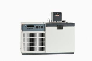 7008/7037/7012/7011 Refrigerated Temperature Calibration Baths 7008/7037/7012/7011 Refrigerated Temperature Calibration Baths