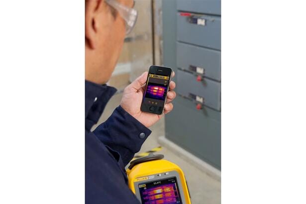 Fluke SmartView IR Analysis Reporting Software and Mobile App Fluke SmartView IR Analysis Reporting Software and Mobile App